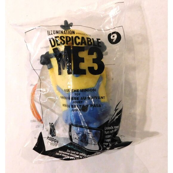 Despicable Me 3 Pass the Minion McDonalds Happy Meal Toy 2017 New in Package - Picture 1 of 5